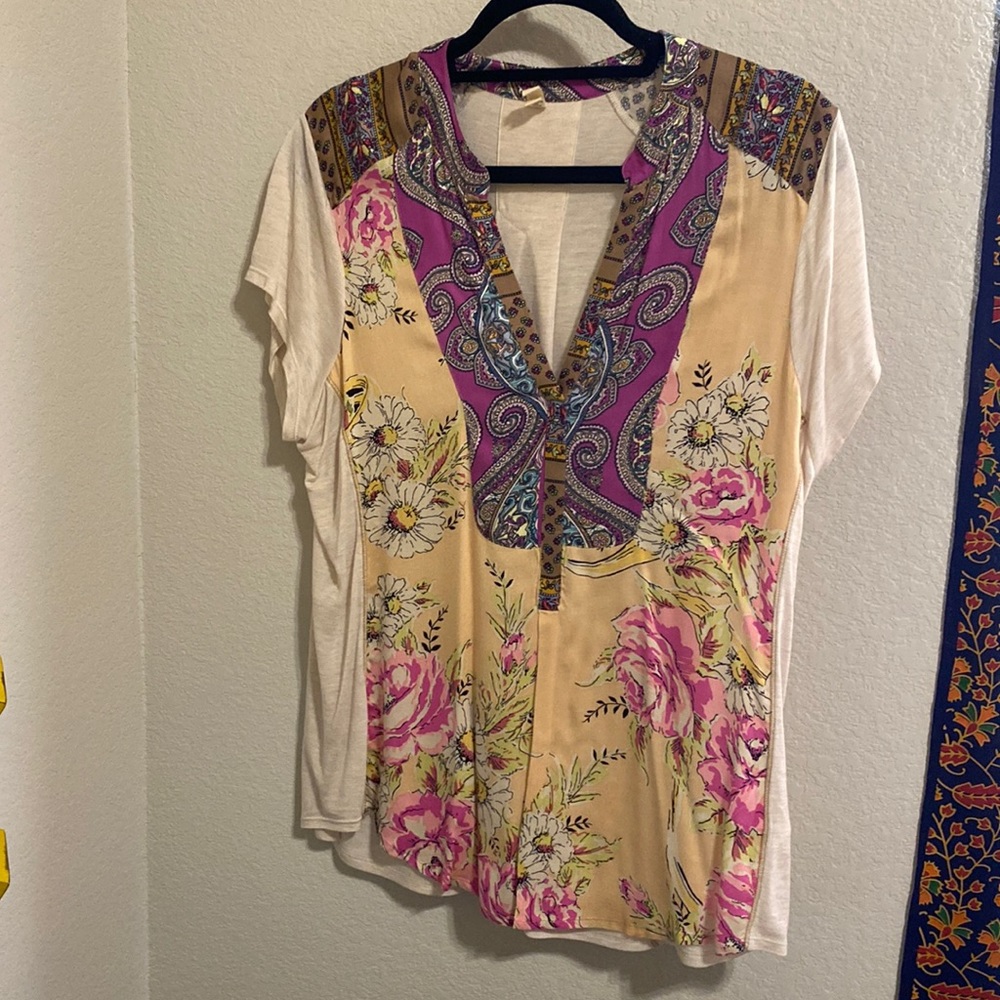 Funky short sleeved  v neck blouse